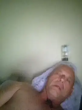 Snapshot of Ulisesss69 chatting on 02-25-26, 11:26 Ulisesss69 online show from 02-25-26, 11:26