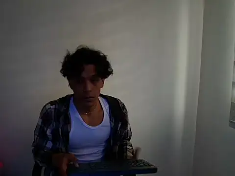 DollsKiara online show from 04-16-26, 10:23