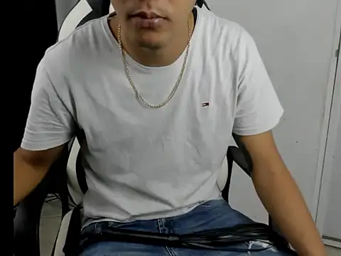 Snapshot of badboy_master chatting on 02-26-26, 11:05 badboy master online show from 02-26-26, 11:05