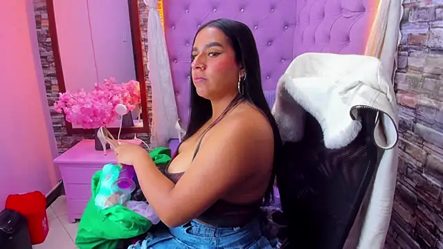 Scarlett Moom online show from 07-19-26, 04:43