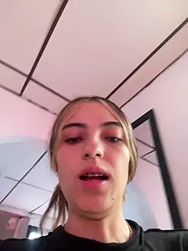 Sophie vega1 online show from 05-28-26, 03:51