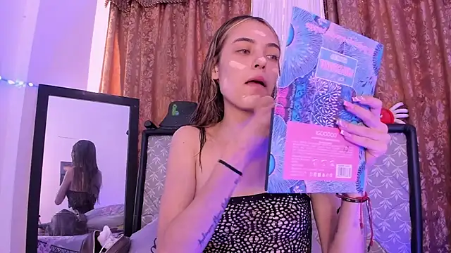 Sophie vega1 online show from 06-01-26, 06:51