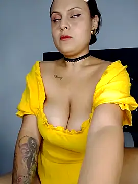 tiifany lopez online show from 06-07-26, 12:05