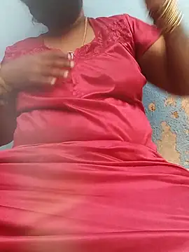 Snapshot of tamilkaviya431 chatting on 07-09-26, 01:17 tamilkaviya431 online show from 07-09-26, 01:17