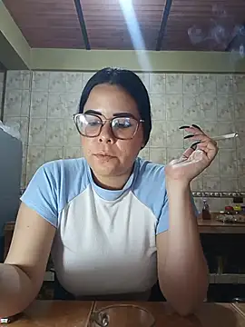 Snapshot of Blanquita_vip chatting on 05-26-26, 04:54 Blanquita vip online show from 05-26-26, 04:54