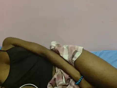 Sexybee01 online show from 02-20-26, 11:28