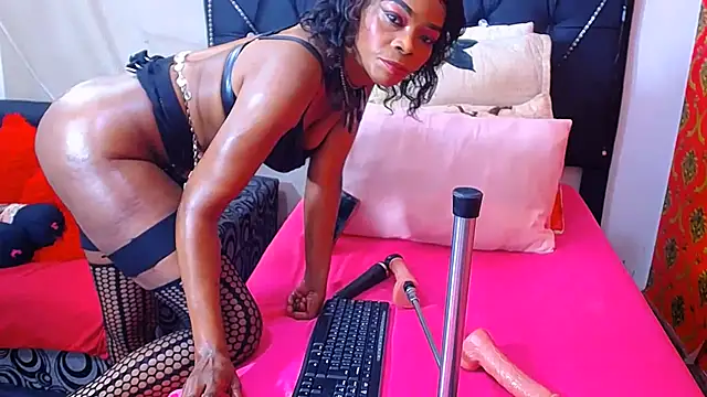 MaturePrettyLady01 online show from 06-26-26, 07:42