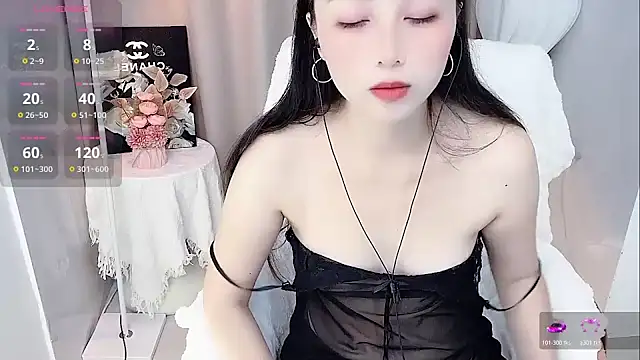 Snapshot of Lydia-668 chatting on 03-01-26, 04:34 Lydia-668 online show from 03-01-26, 04:34