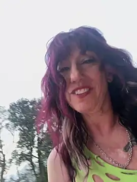 Snapshot of Trophy_Milf chatting on 02-18-26, 12:08 Trophy Milf online show from 02-18-26, 12:08