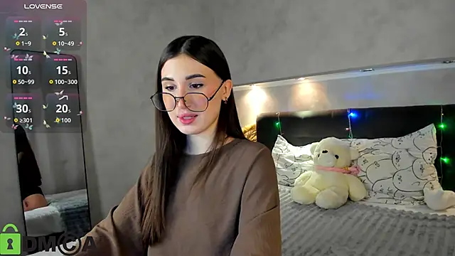 Emily Lews online show from 03-18-26, 01:09