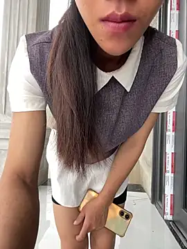 Snapshot of sunae-sex chatting on 06-30-26, 12:21 sunae-sex online show from 06-30-26, 12:21