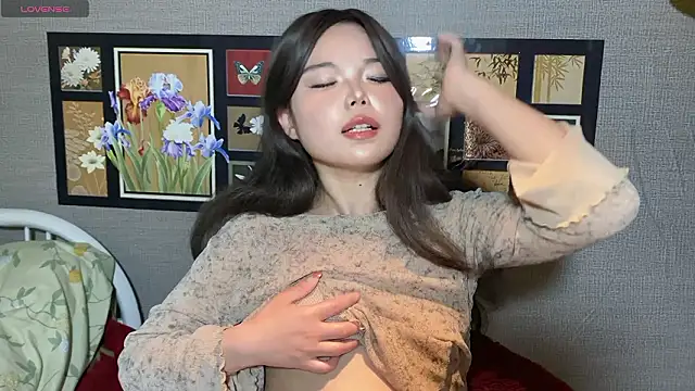 xiaosu22 online show from 03-26-26, 04:11