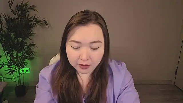 Daina waga online show from 05-18-26, 02:01