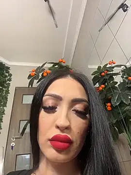 VictoriaLanes online show from 04-16-26, 04:24