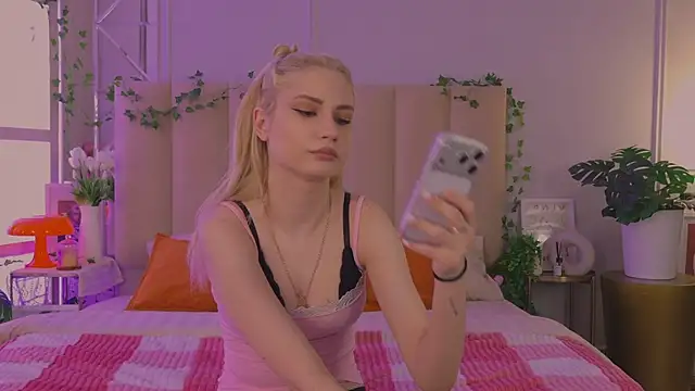 JadenLove  online show from 05-04-26, 05:16