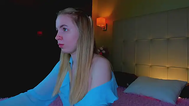 Linda  Bloom online show from 04-12-26, 01:09