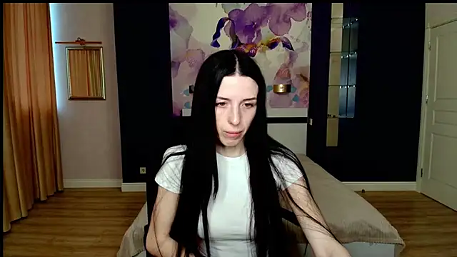 NoirDiva online show from 03-30-26, 05:42