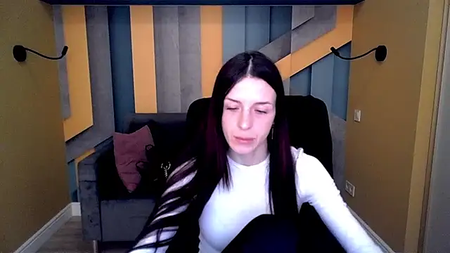 Snapshot of NoirDiva chatting on 02-25-26, 06:46 NoirDiva online show from 02-25-26, 06:46