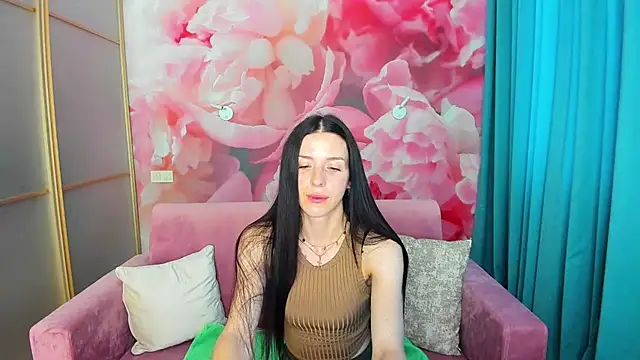 Snapshot of NoirDiva chatting on 06-26-26, 06:08 NoirDiva online show from 06-26-26, 06:08