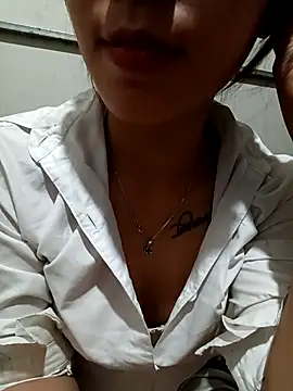 Snapshot of Amelia-aa chatting on 02-23-26, 04:07 Amelia-aa online show from 02-23-26, 04:07