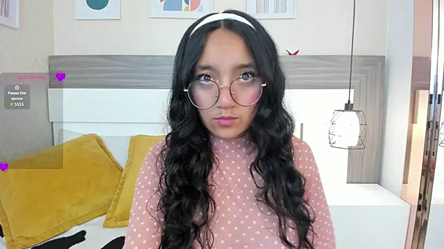 Emilyblussh online show from 03-27-26, 07:59