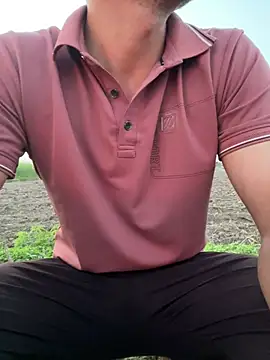 Snapshot of rashmixxx chatting on 02-21-26, 12:51 rashmixxx online show from 02-21-26, 12:51