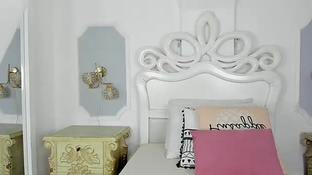 pinkmoon30 online show from 03-23-26, 05:13