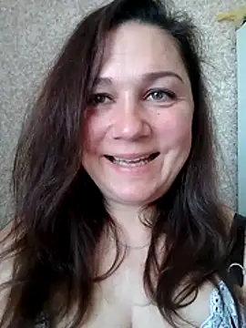 Susan8421 online show from 05-05-26, 07:55