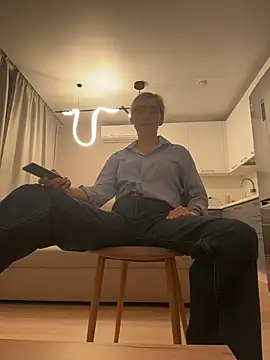 Snapshot of CarmenBlues_ chatting on 02-17-26, 04:15 CarmenBlues online show from 02-17-26, 04:15