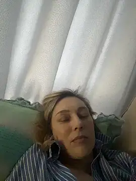 Snapshot of CarmenBlues_ chatting on 02-14-26, 01:44 CarmenBlues online show from 02-14-26, 01:44