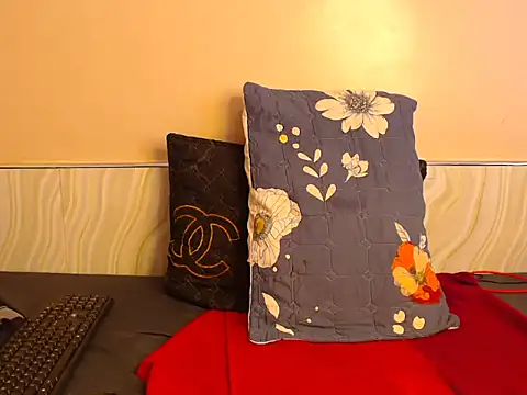 MissBrownxx03 online show from 03-31-26, 11:23