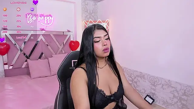 Snapshot of Meloddi_tay chatting on 02-15-26, 07:02 Meloddi tay online show from 02-15-26, 07:02