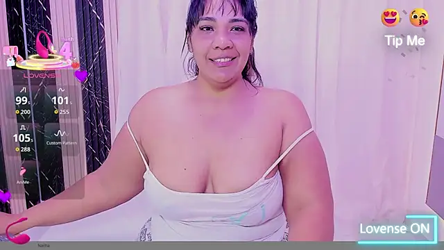 Snapshot of Cinnamon_Skin01 chatting on 04-21-26, 11:06 Cinnamon Skin01 online show from 04-21-26, 11:06