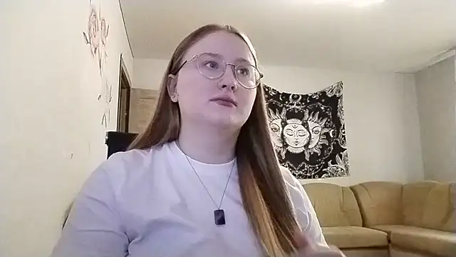 Snapshot of AnikaLipps chatting on 07-11-26, 01:55 AnikaLipps online show from 07-11-26, 01:55