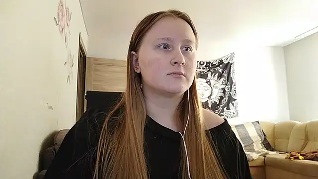 Snapshot of AnikaLipps chatting on 04-23-26, 12:51 AnikaLipps online show from 04-23-26, 12:51