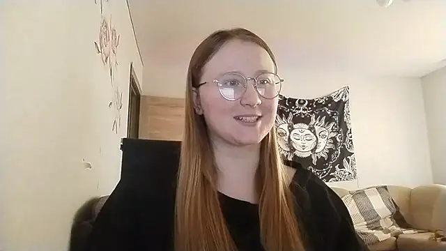 Snapshot of AnikaLipps chatting on 04-25-26, 01:41 AnikaLipps online show from 04-25-26, 01:41