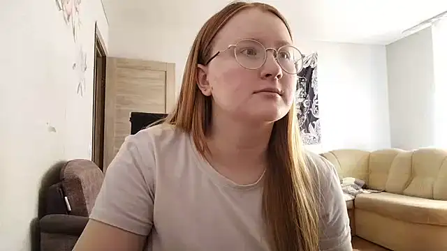 Snapshot of AnikaLipps chatting on 05-03-26, 03:26 AnikaLipps online show from 05-03-26, 03:26