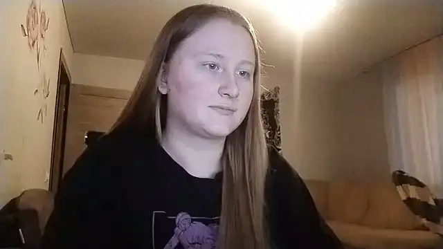 Snapshot of AnikaLipps chatting on 05-13-26, 06:26 AnikaLipps online show from 05-13-26, 06:26