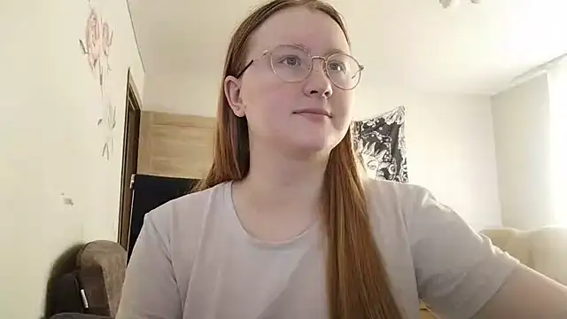 Snapshot of AnikaLipps chatting on 05-04-26, 01:14 AnikaLipps online show from 05-04-26, 01:14