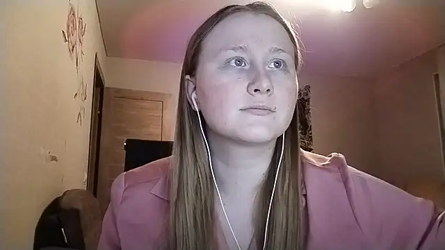 AnikaLipps online show from 04-06-26, 12:06