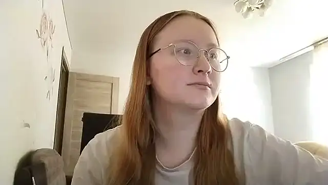 Snapshot of AnikaLipps chatting on 06-30-26, 11:21 AnikaLipps online show from 06-30-26, 11:21