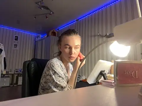 Snapshot of melissashineee chatting on 02-28-26, 06:57 melissashineee online show from 02-28-26, 06:57