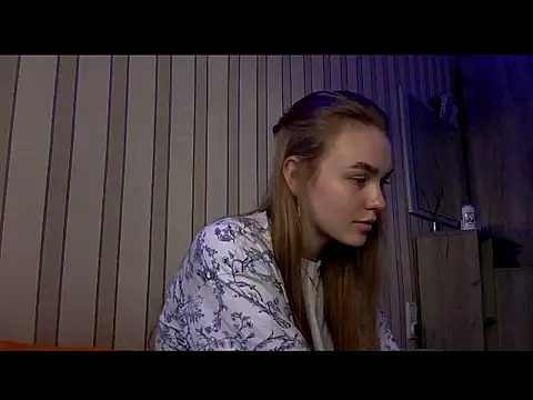 Snapshot of melissashineee chatting on 02-17-26, 10:45 melissashineee online show from 02-17-26, 10:45