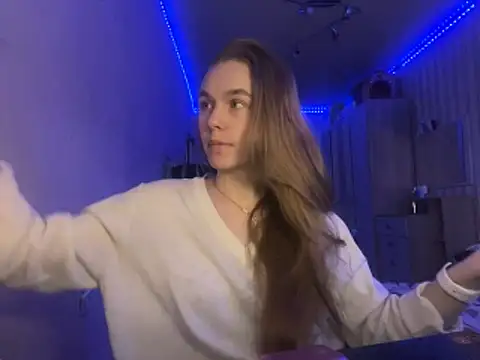 Snapshot of melissashineee chatting on 02-23-26, 12:06 melissashineee online show from 02-23-26, 12:06