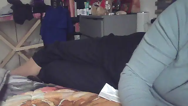 luanahot1 online show from 02-15-26, 11:42