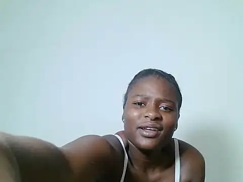 Snapshot of Darkbeauty27 chatting on 02-24-26, 08:10 Darkbeauty27 online show from 02-24-26, 08:10