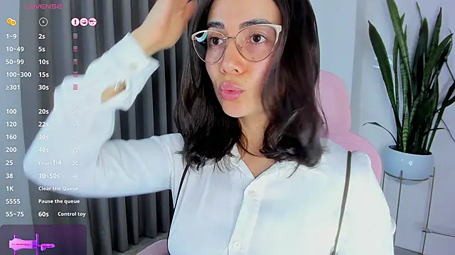 sara ospina22 online show from 04-03-26, 11:49