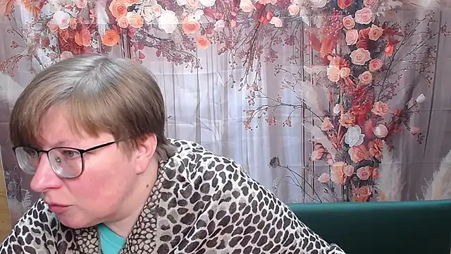 RadaChudna online show from 04-15-26, 05:13