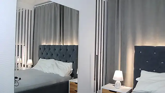 VikkyVonn online show from 05-12-26, 10:21