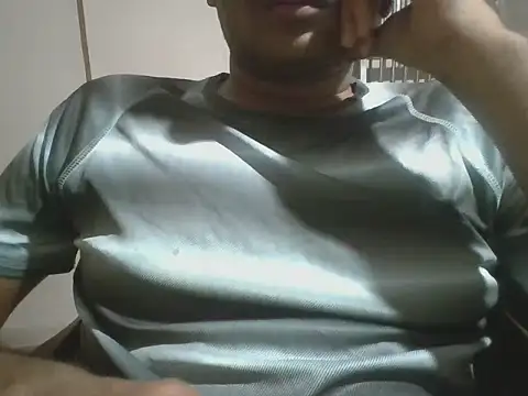 0BANANABANANA0 online show from 02-15-26, 04:39